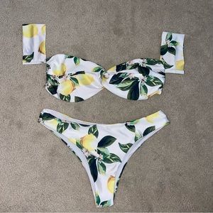Cheeky Off the‎ Shoulder Bikini set